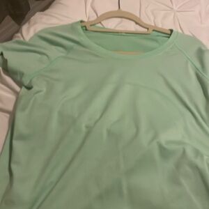 Lululemon Tee size 10